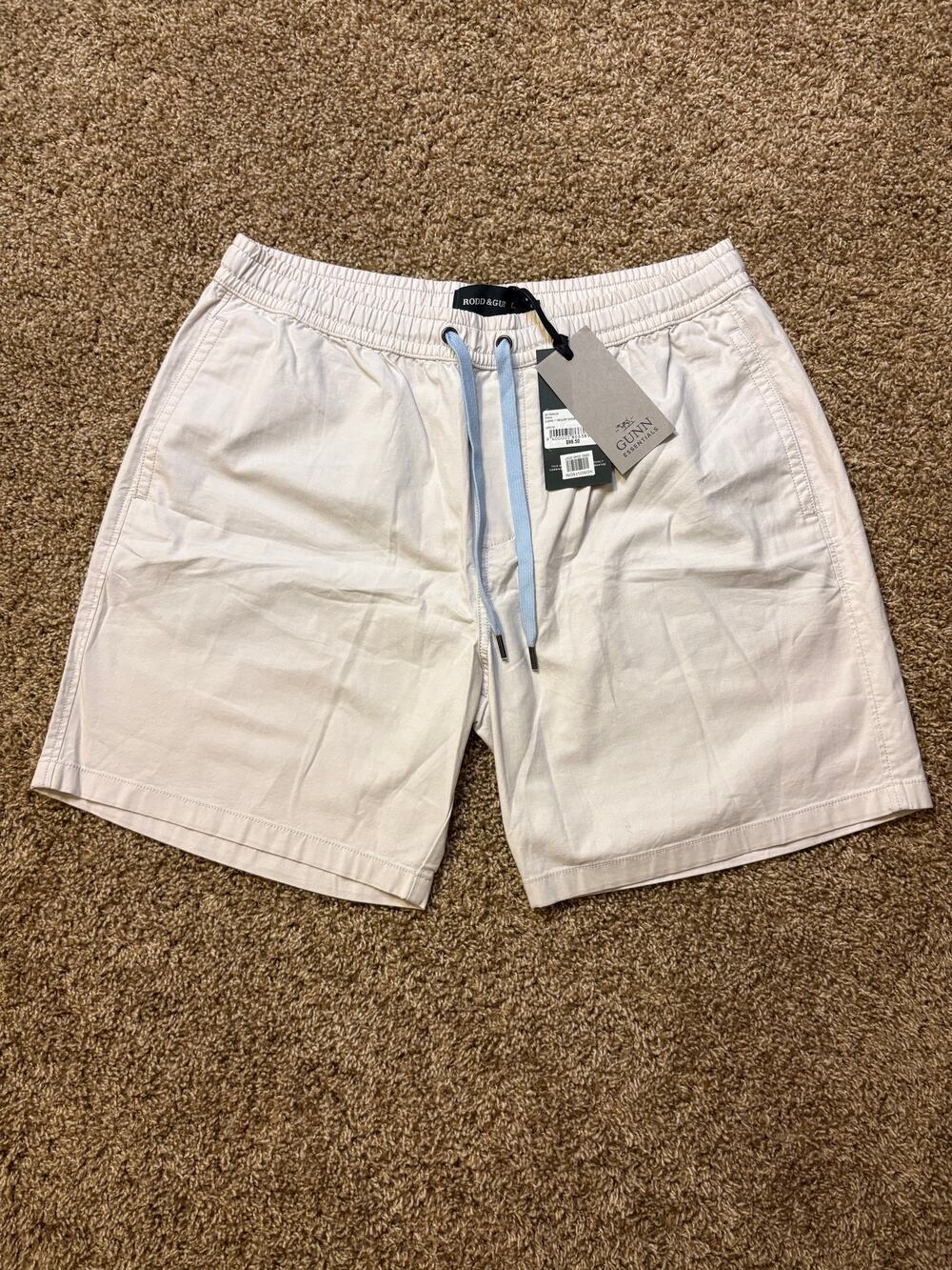 NWT Rodd & Gunn 7" Resort Coconut Golf Shorts Mens Size Large MSRP $99.50